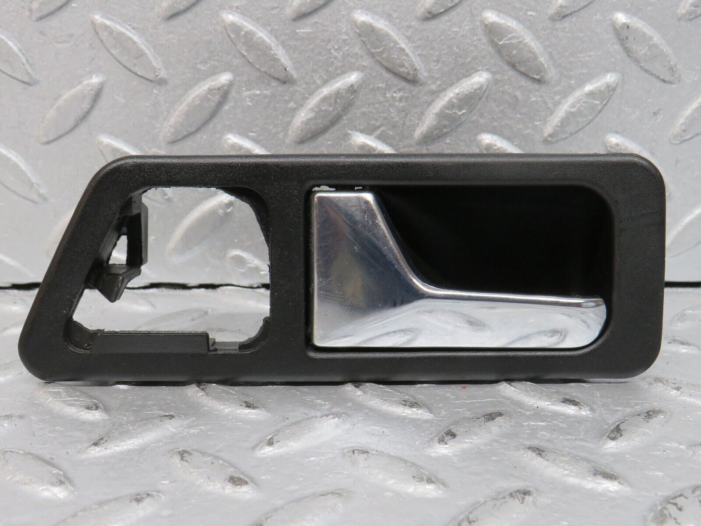 38725 Mercedes-Benz W201 190E 2.6L Rear Left Interior Door Handle 2017660164