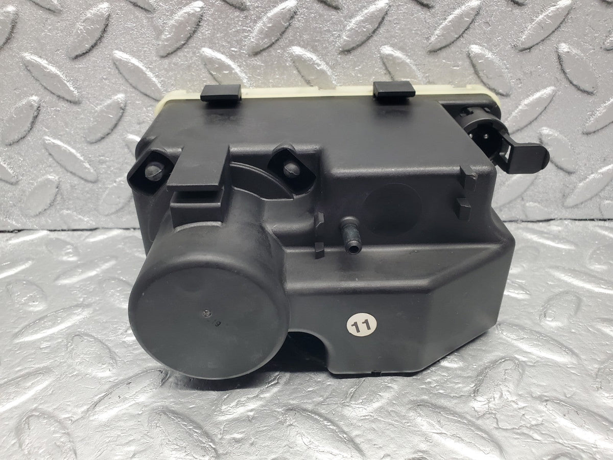 W201 Baby Benz central locking pump used OEM