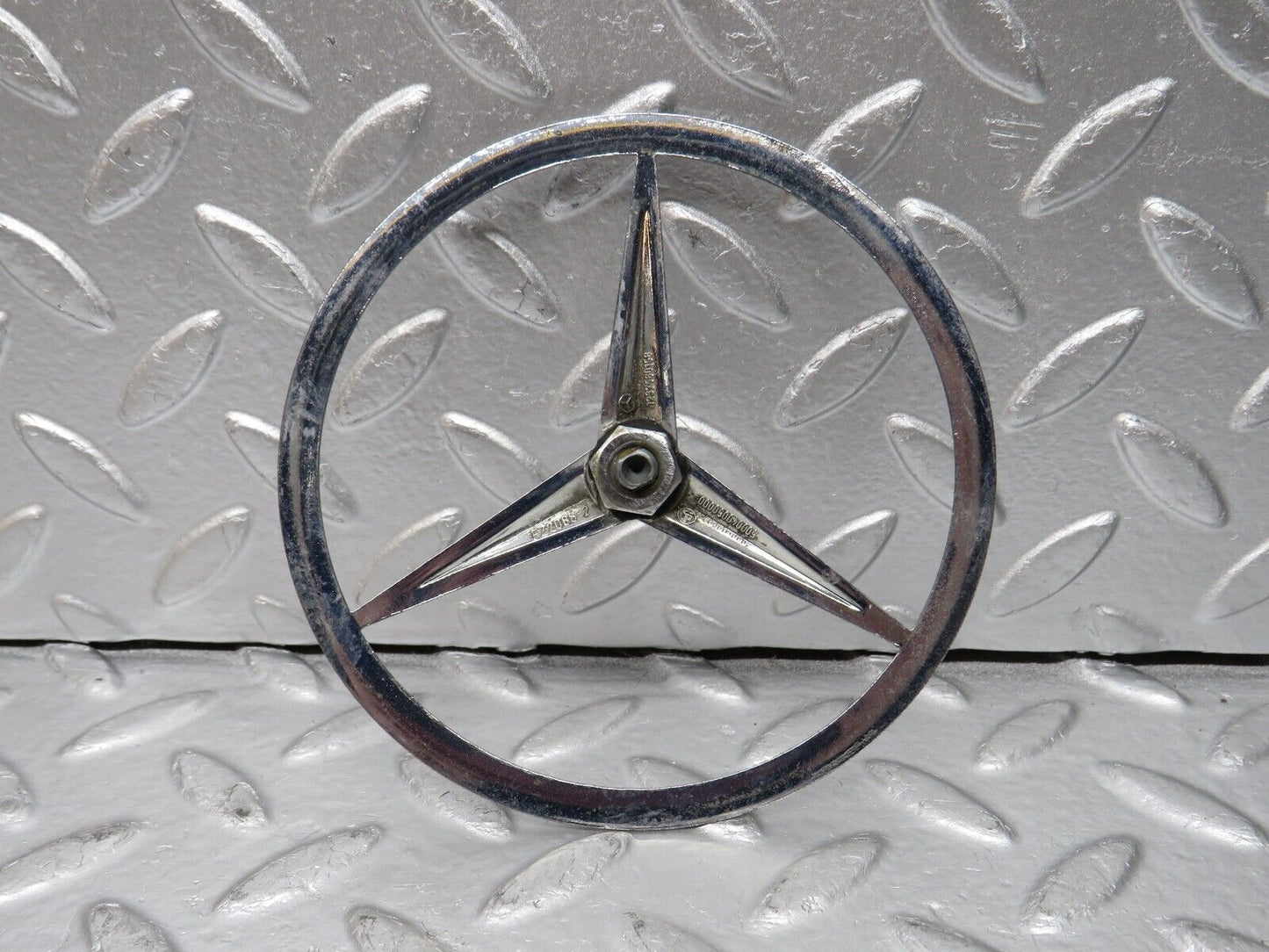 31025 Mercedes-Benz W123 230E Trunk Badge Logo Emblem 1237580158