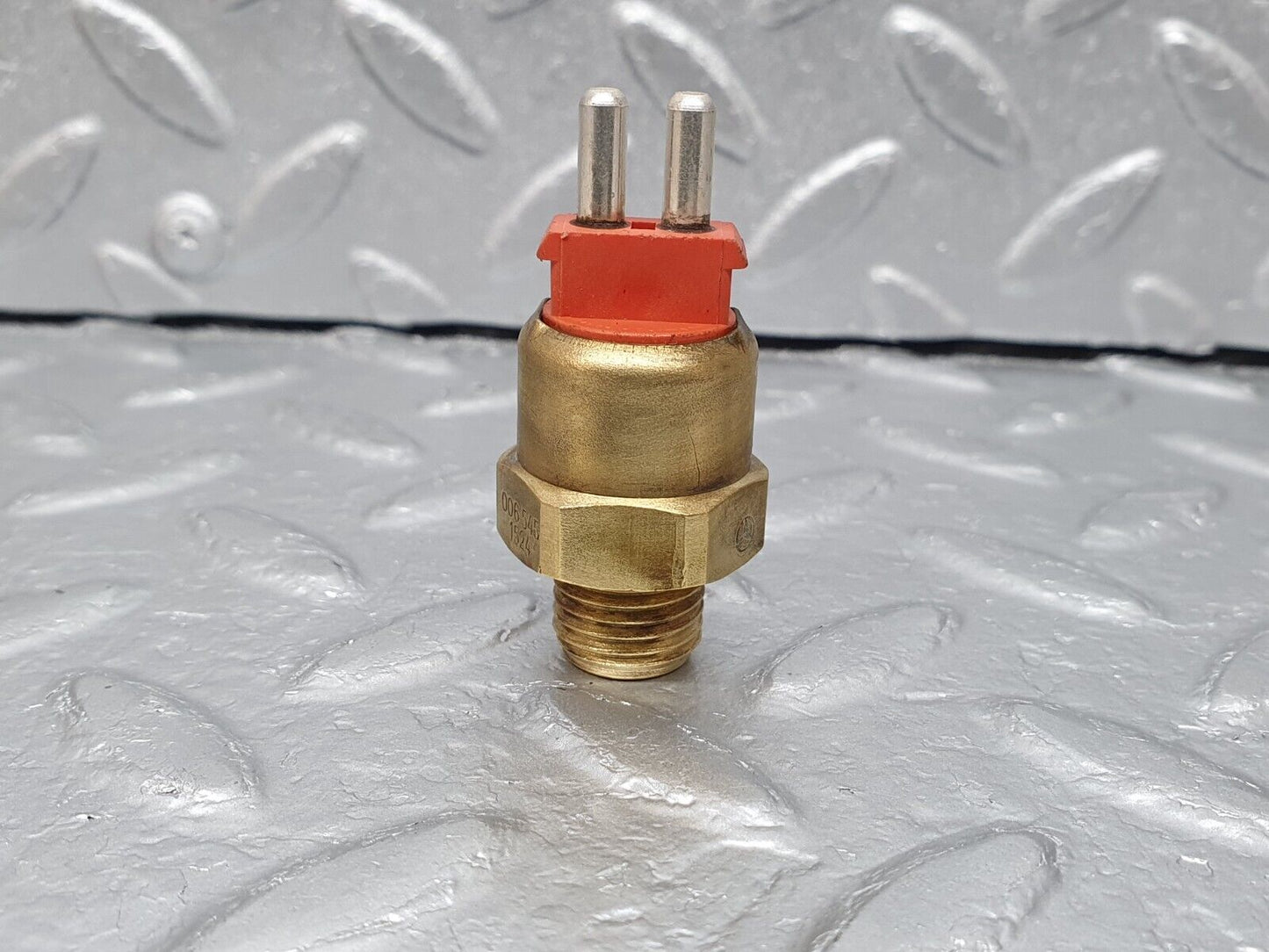 41658 Mercedes-Benz W124 200E Temperature Switch Behr 0065451524