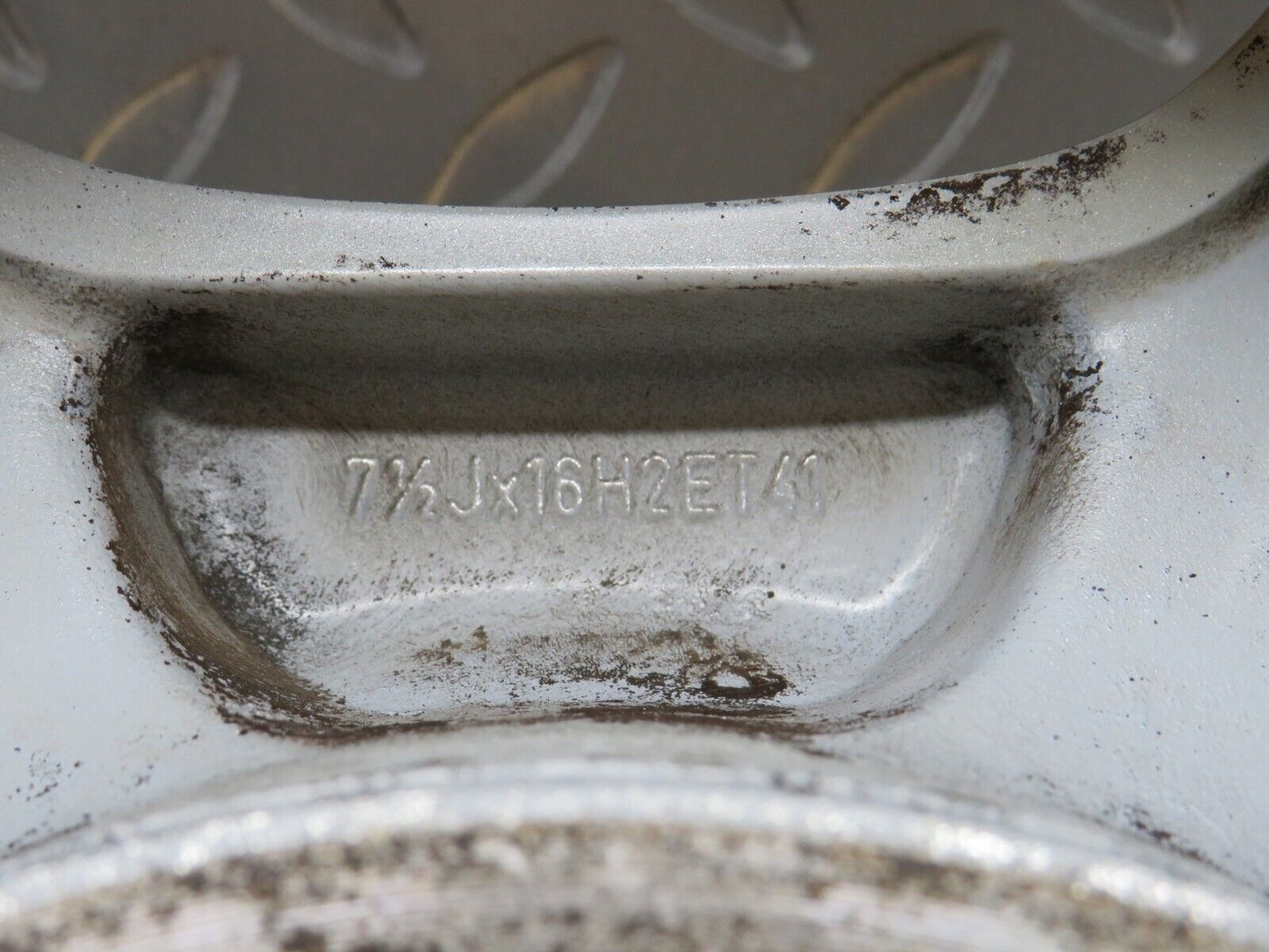 35086 Mercedes-Benz Alloy Wheel Set 7.5Jx16H2 ET41 2104011302
