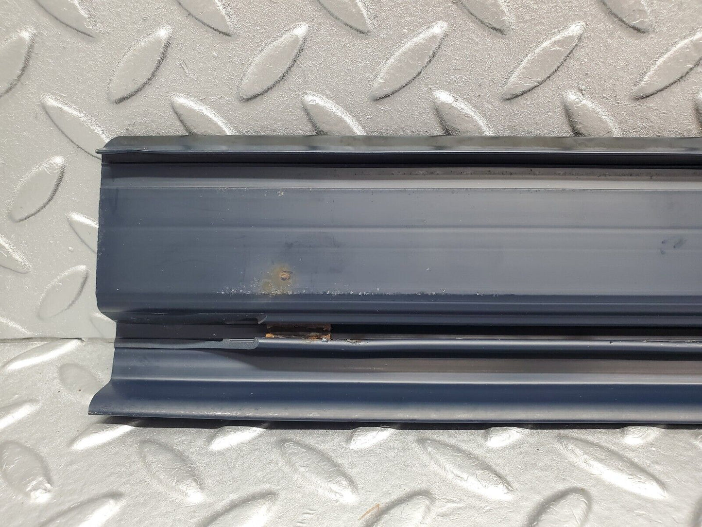 46007 Mercedes-Benz V123 240D LWB Rear Door Sill Trim Blue