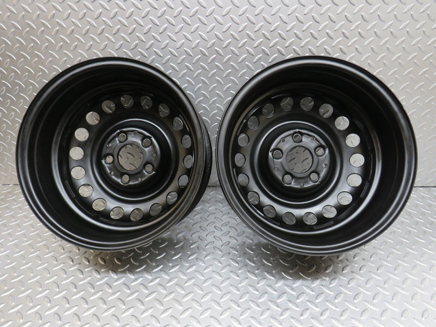 33881 Mercedes-Benz Steel Wheel Set 6Jx15H2 ET49 1244000602
