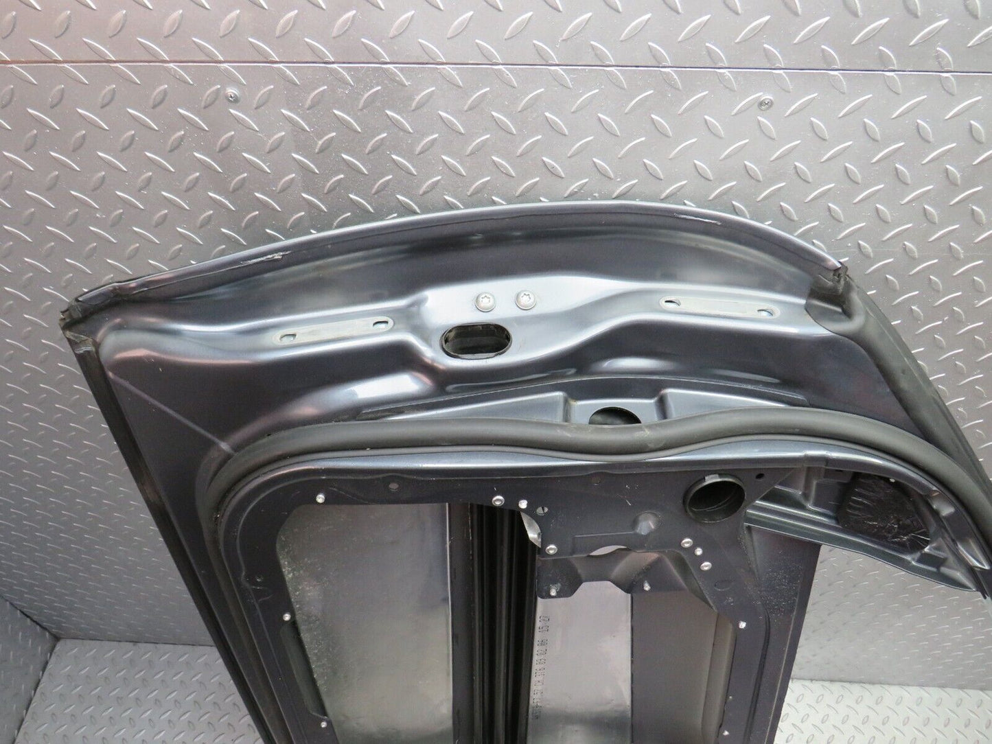 35088 Mercedes-Benz W221 Front Right Door