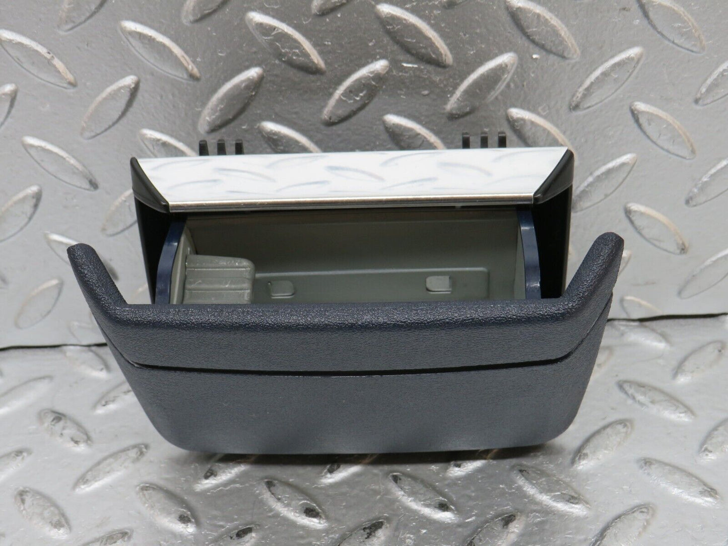 31967 Mercedes-Benz W123 230E Rear Door Ashtray Blue