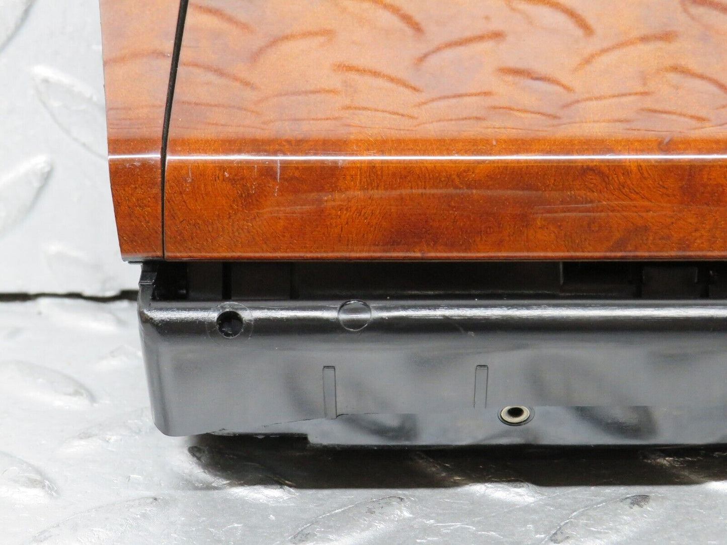37925 Mercedes-Benz A124 320E Cabriolet Centre Console Ashtray Wood Finish