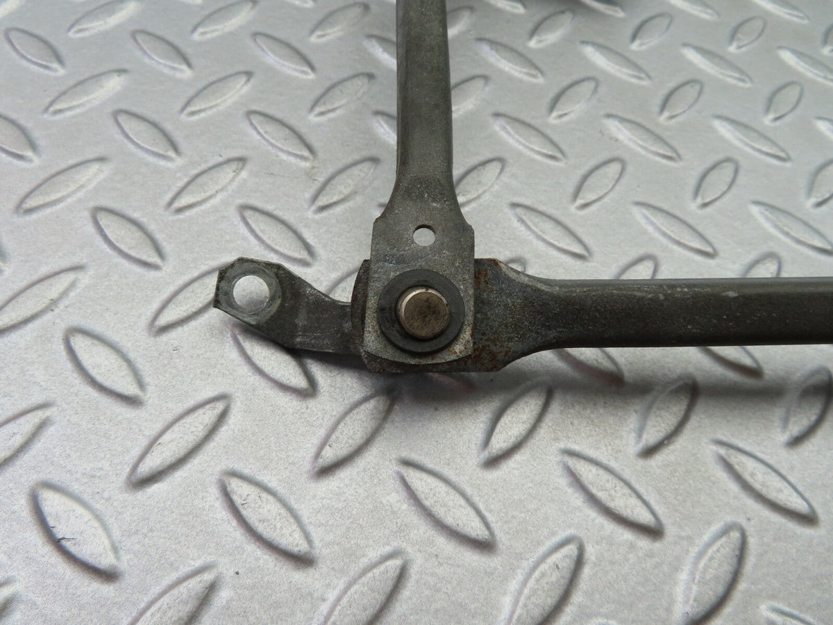 W123 windscreen wiper linkage used OEM