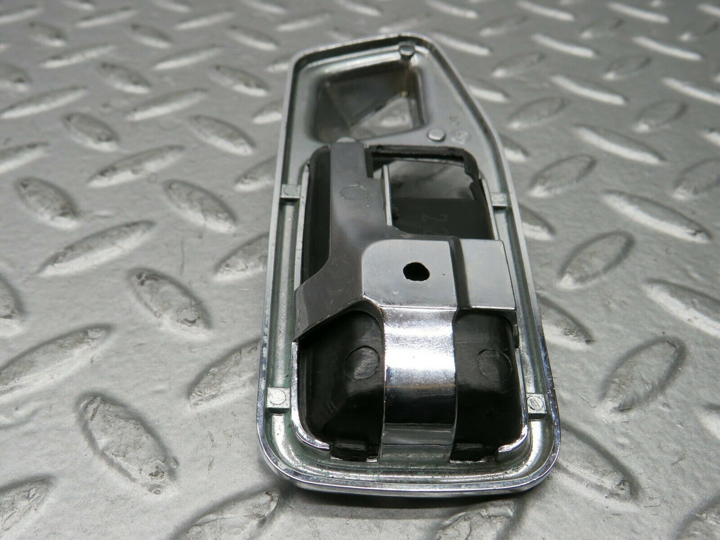 21976 Mercedes-Benz S123 280TE Wagon Chrome Frame For Door Opener Left 1167660111