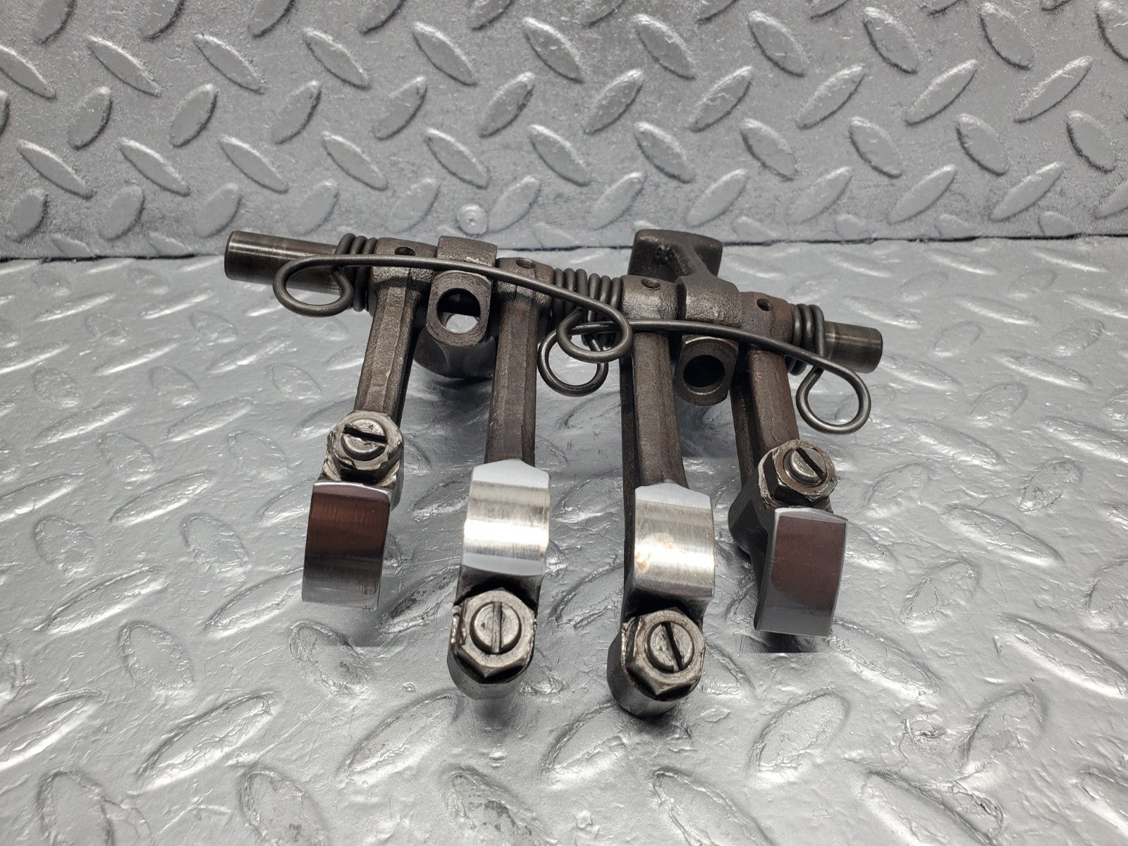 W112 rocker arm support arm and shaft used OEM