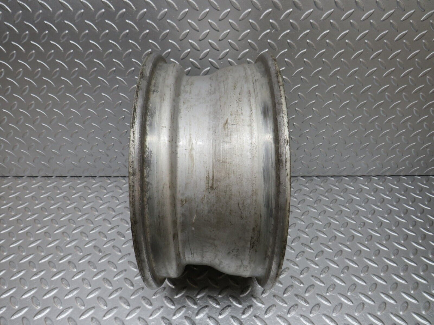 30198 Porsche 924 Alloy Wheel 6Jx14H2 477601031