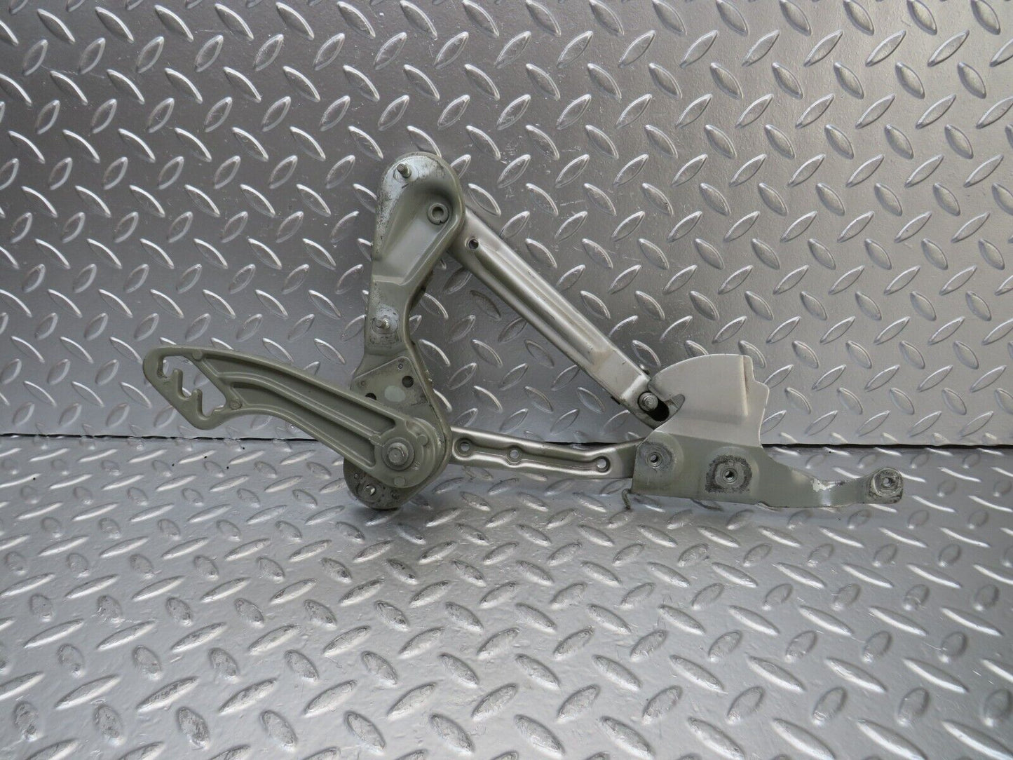 25023 Mercedes-Benz W140 S320 Bonnet Hinge Left Side 1298800128
