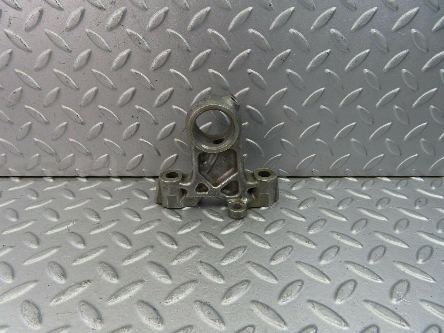 8974 Mercedes-Benz W108 Camshaft Tower Bearing 1800515110