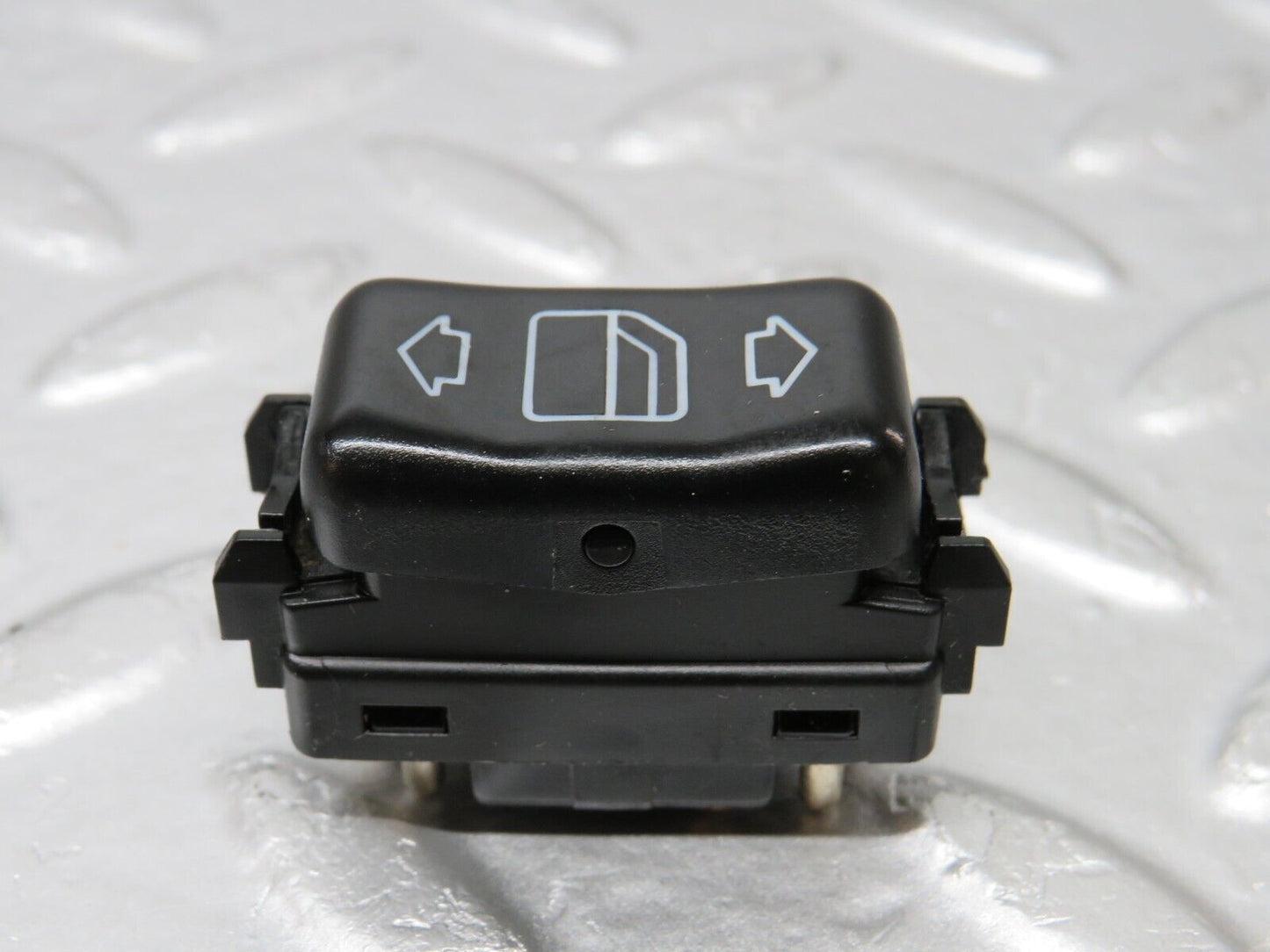 34047 Mercedes-Benz W124 260E Electric Window Switch Left 1248204610