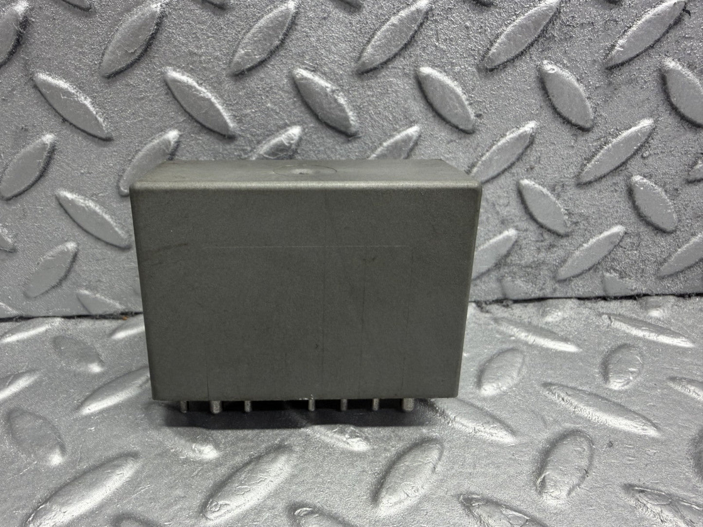 W201 Baby Benz hazard warning light relay used OEM