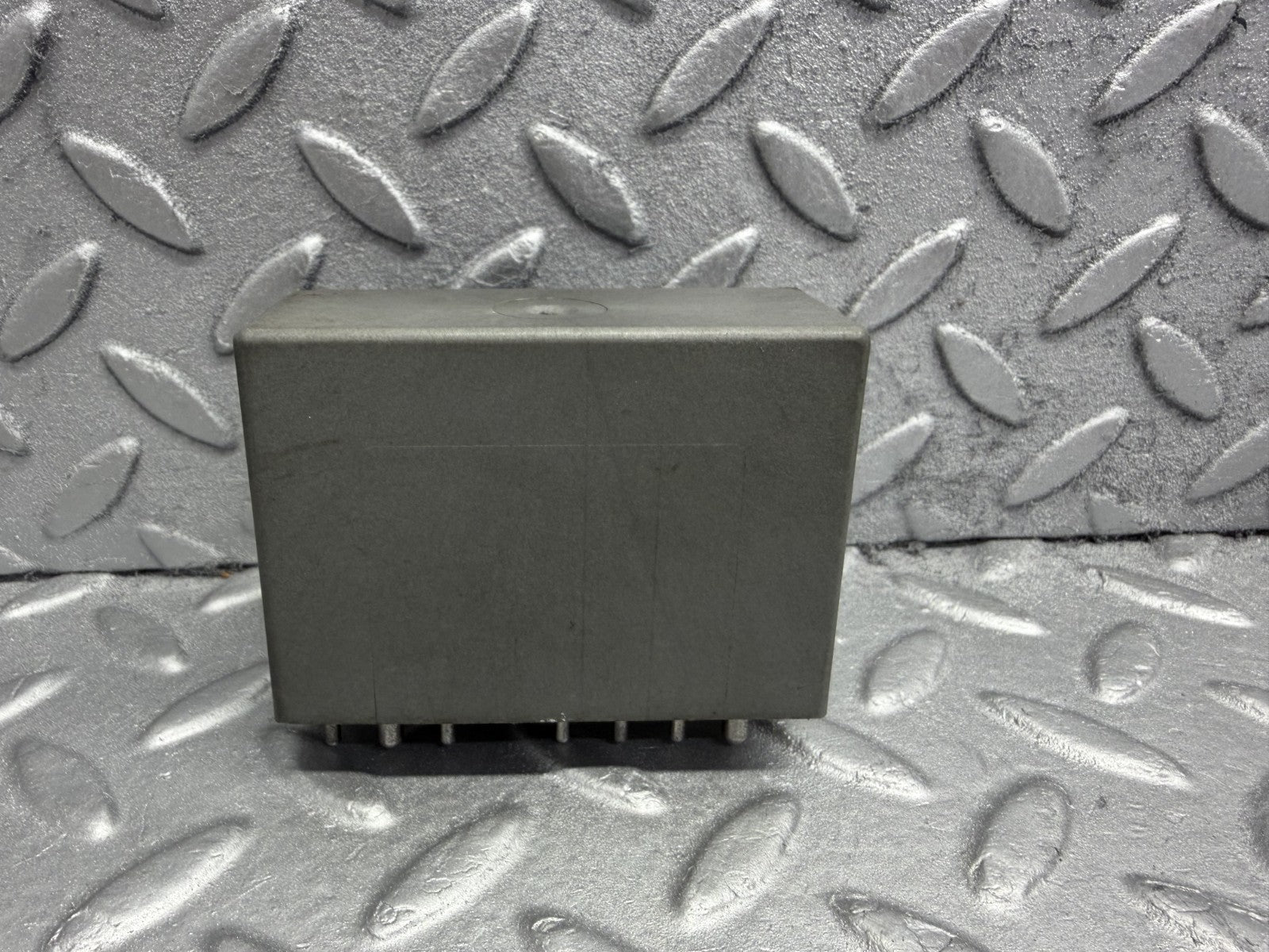 W201 Baby Benz hazard warning light relay used OEM