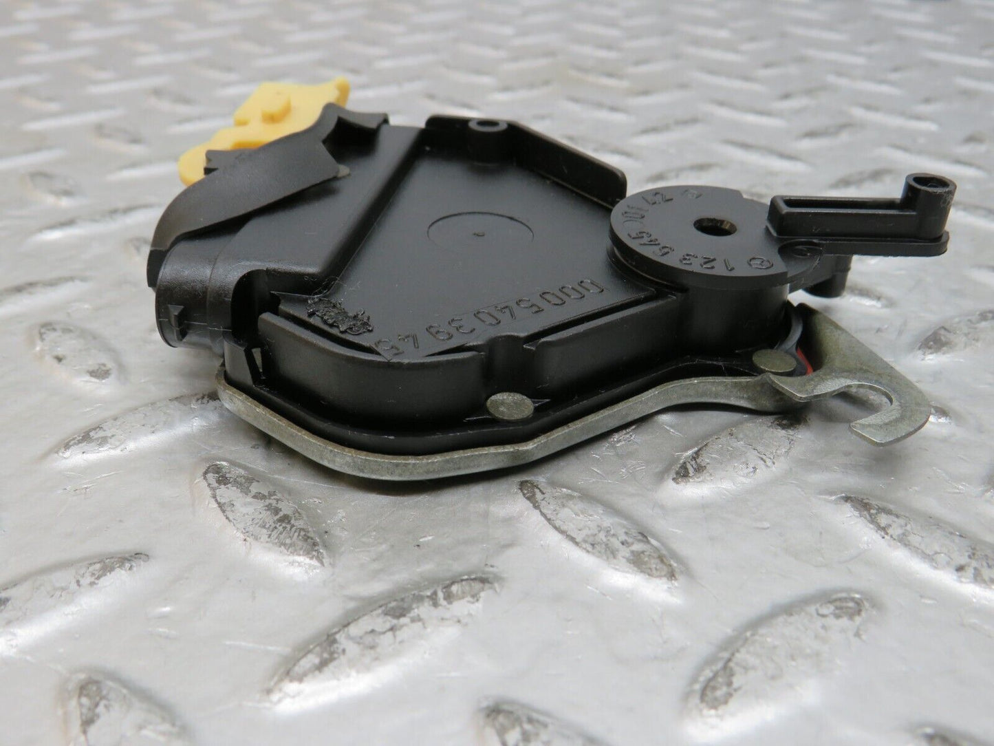 27782 Mercedes-Benz S124 300TE Wagon Reverse Light Switch 0005403945