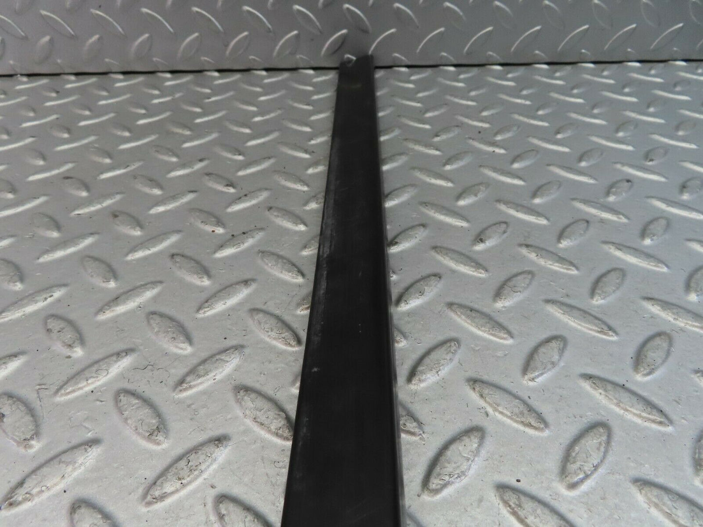 9621 Mercedes-Benz C123 280CE Coupe Left Seat Belt Runner 1239192520