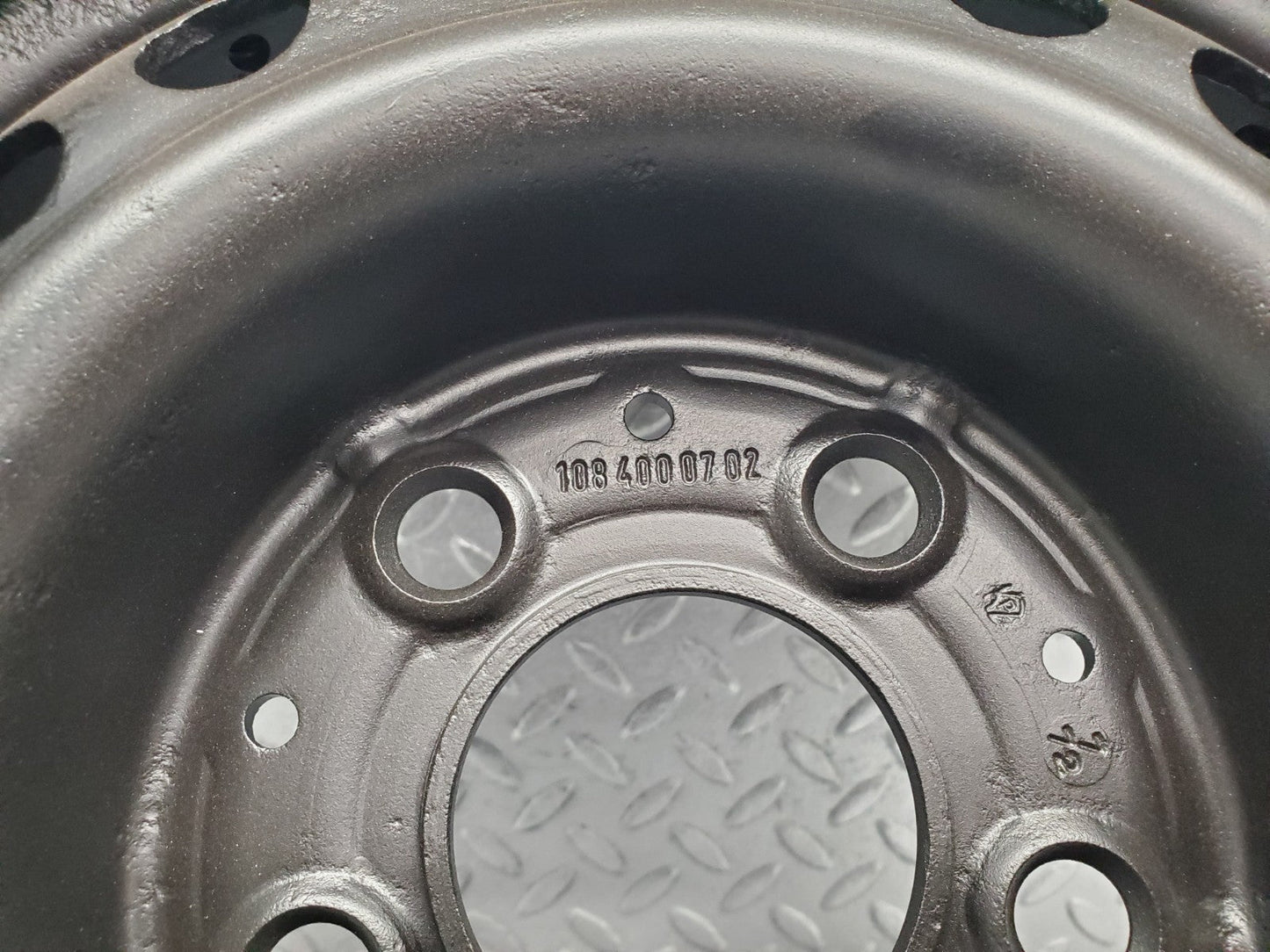 46061185
