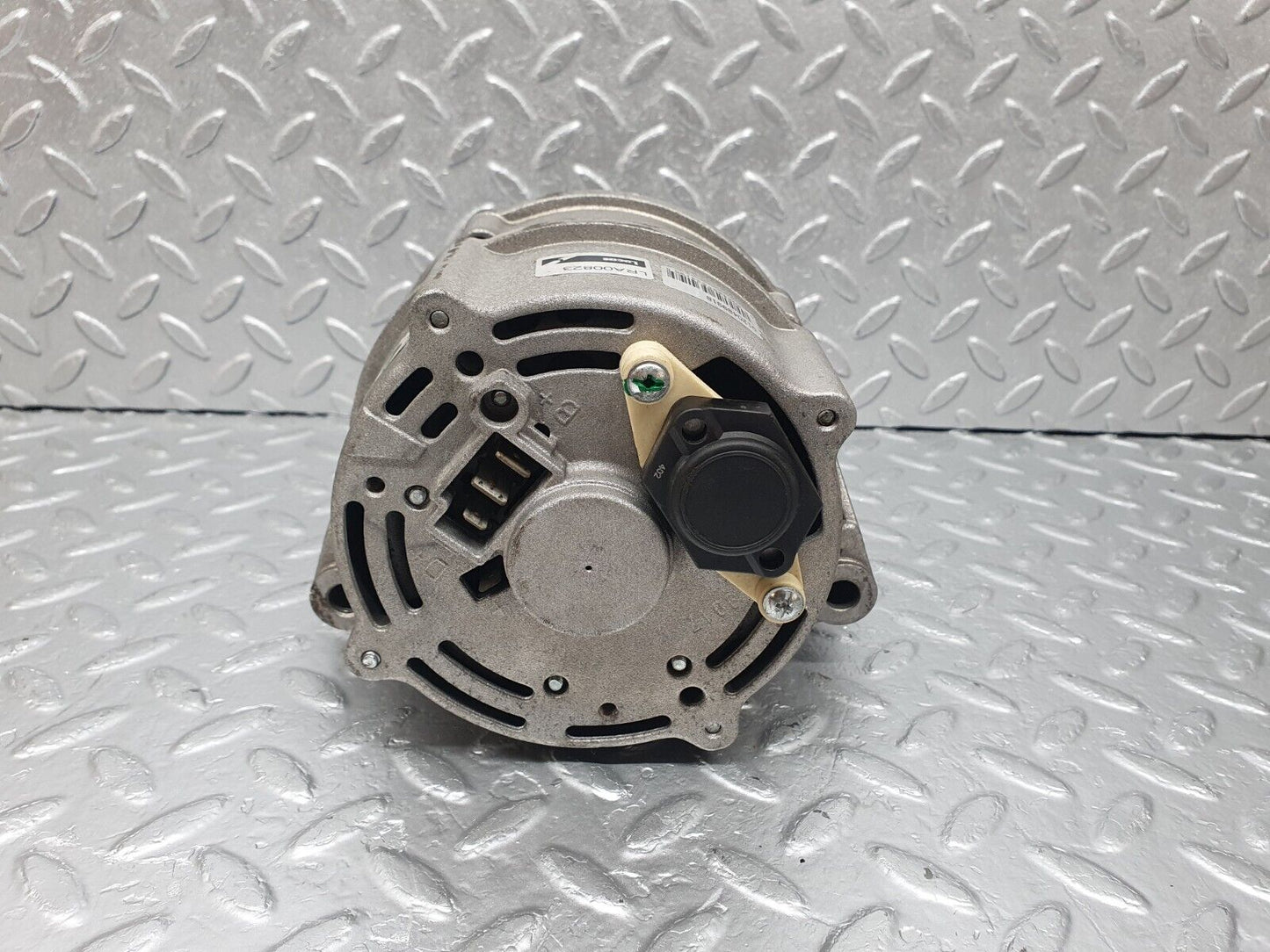 43950 Mercedes-Benz C123 230CE Coupe Alternator Generator Lucas LRA00823