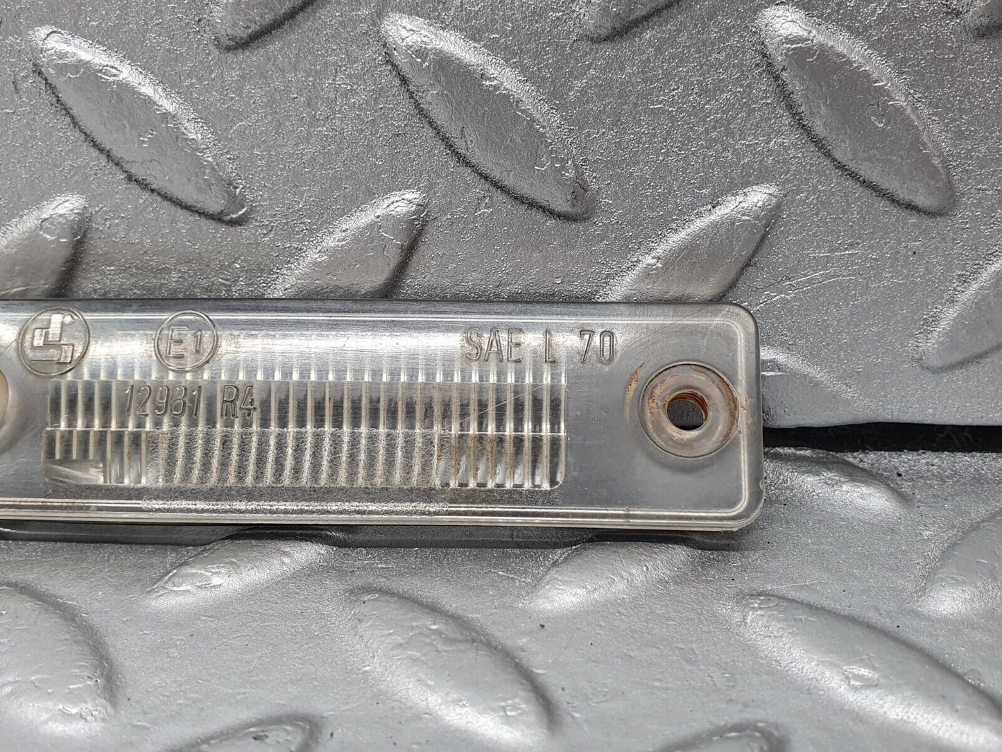 43058 Mercedes-Benz R107 Number Plate Light Lenses