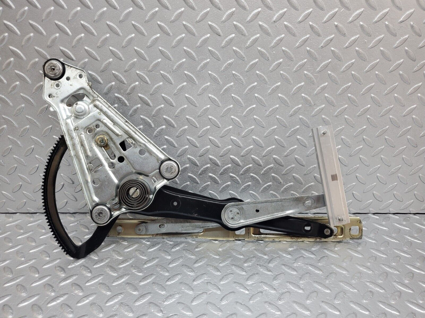 45245 Mercedes-Benz R129 300SL Coupe Power Window Regulator Right Side