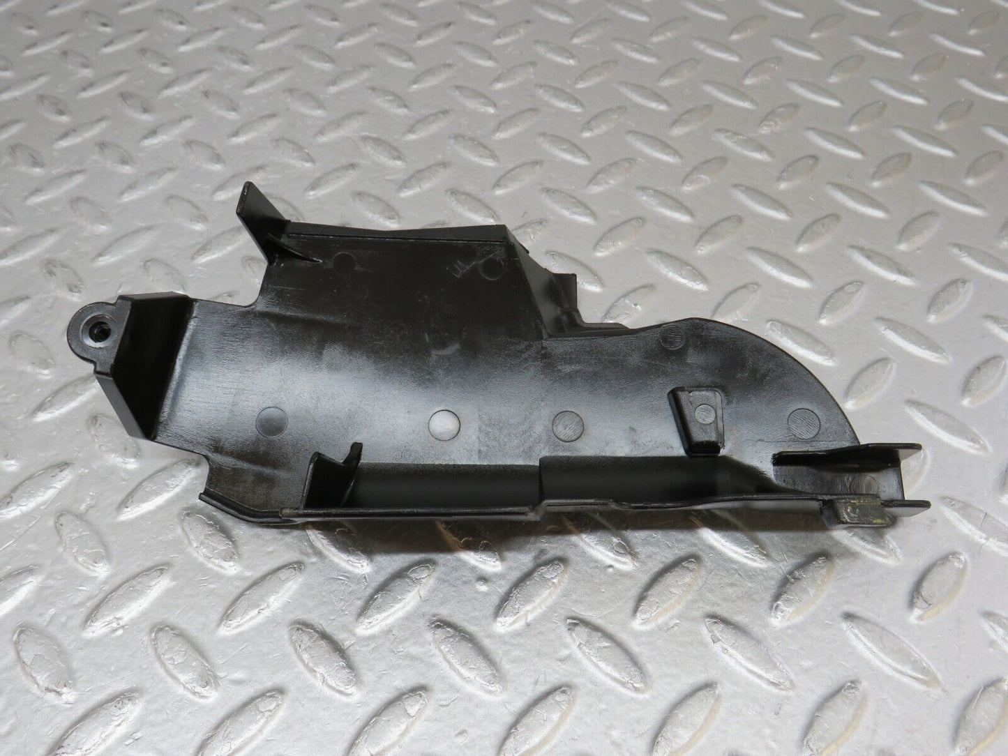 36035 Mercedes-Benz W126 420SE Front Left Door Lock Inner Cover 1267230308