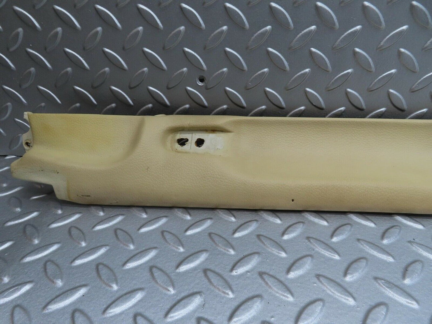 13943 Mercedes-Benz C107 280SLC C Pillar Cover Right Side Cream