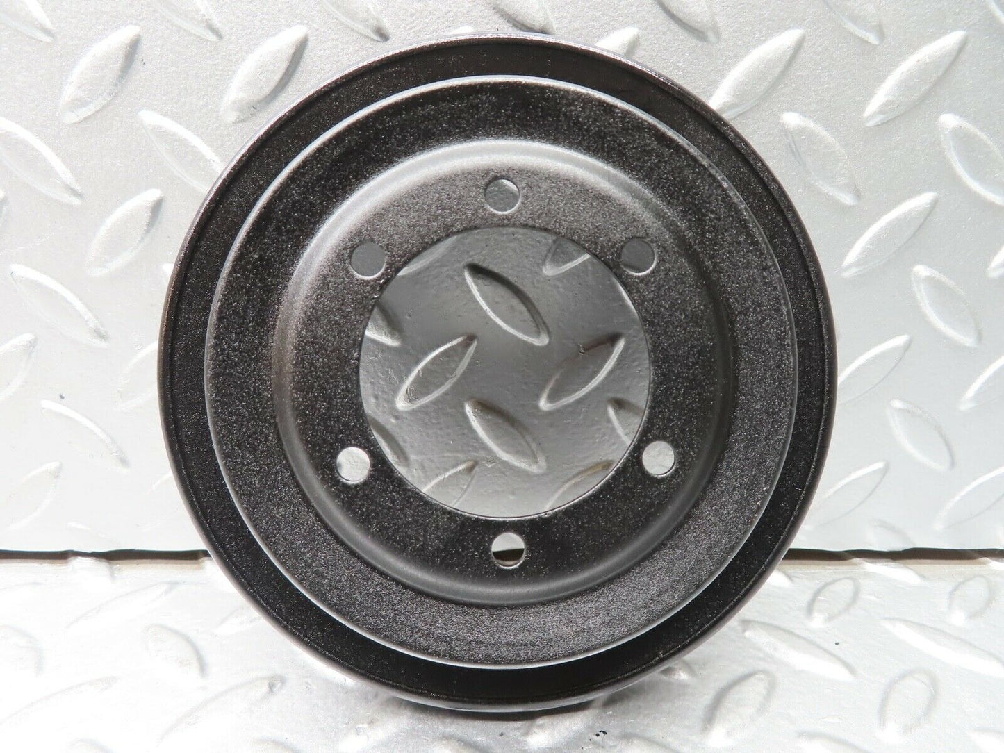 21284 Mercedes-Benz W123 230E Crankshaft Pulley 1020320404