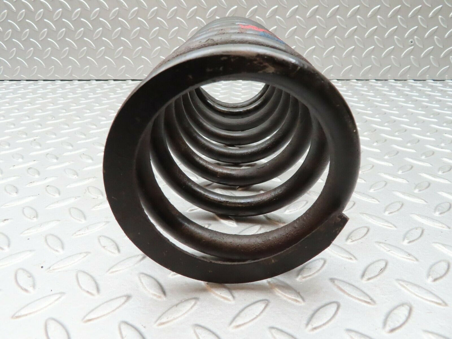 4810 Mercedes-Benz W114 280CE Coupe Rear Coil Spring