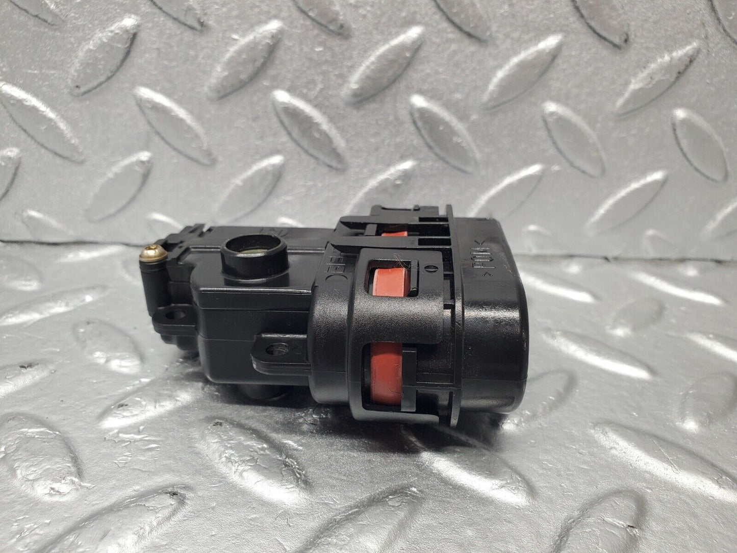 46996 Mercedes-Benz R129 320SL Coupe Heater Box Vacuum Actuator