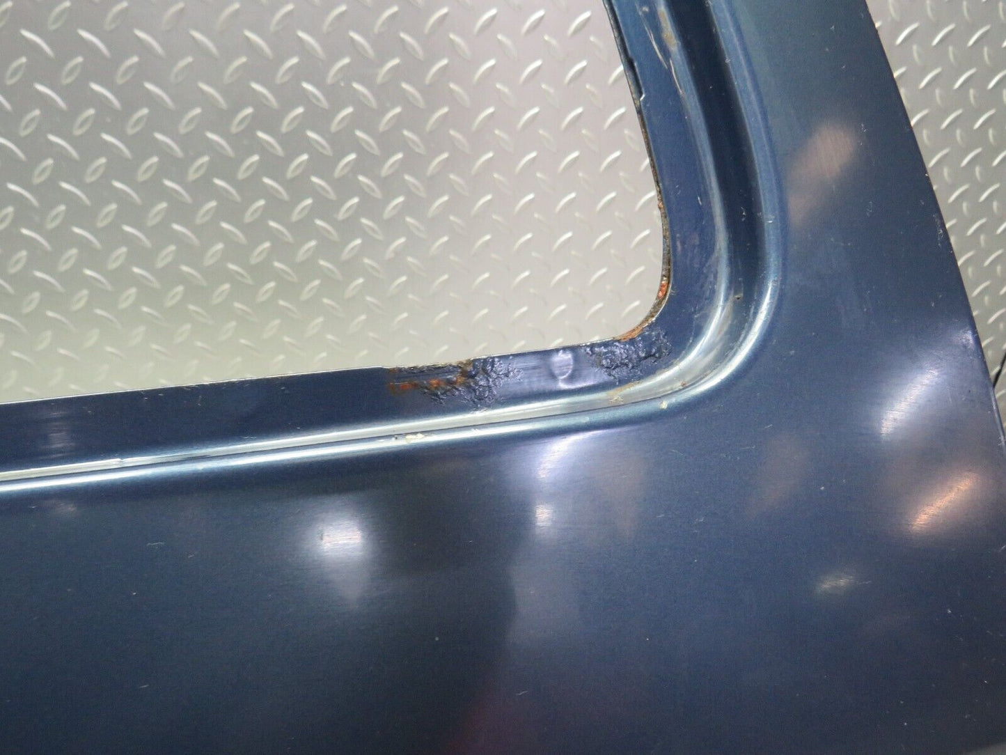 31417 Mercedes-Benz S124 220TE Wagon Tailgate Trunk Door & Handle Moulding Trim