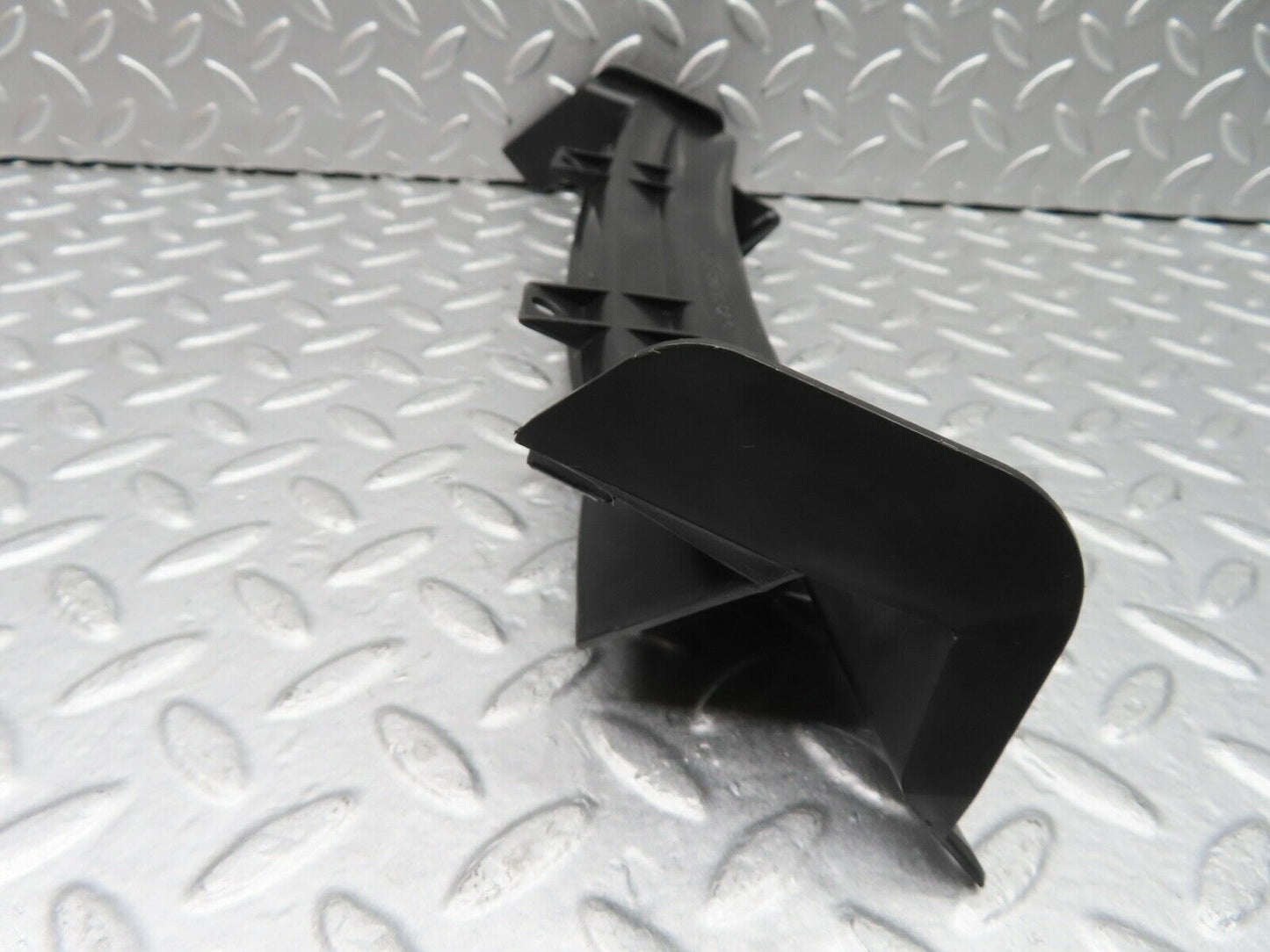 19891 Mercedes-Benz R129 300SL Coupe Windscreen Drain Channel Right 1296200667