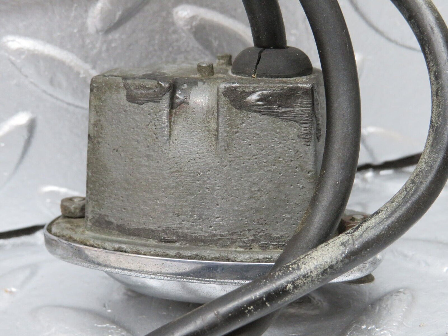 40311 Mercedes-Benz W110 230 number Plate Light K12867 K12840