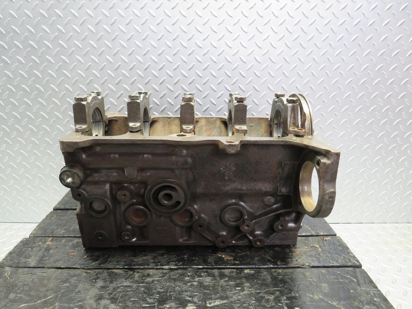 30192 Porsche 924 Engine Block 046103021