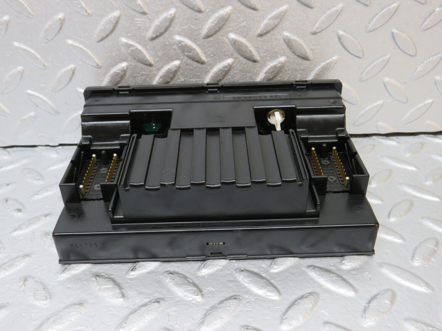 39503 Mercedes-Benz R129 320SL Coupe Heater Climate Control Unit 1298300585