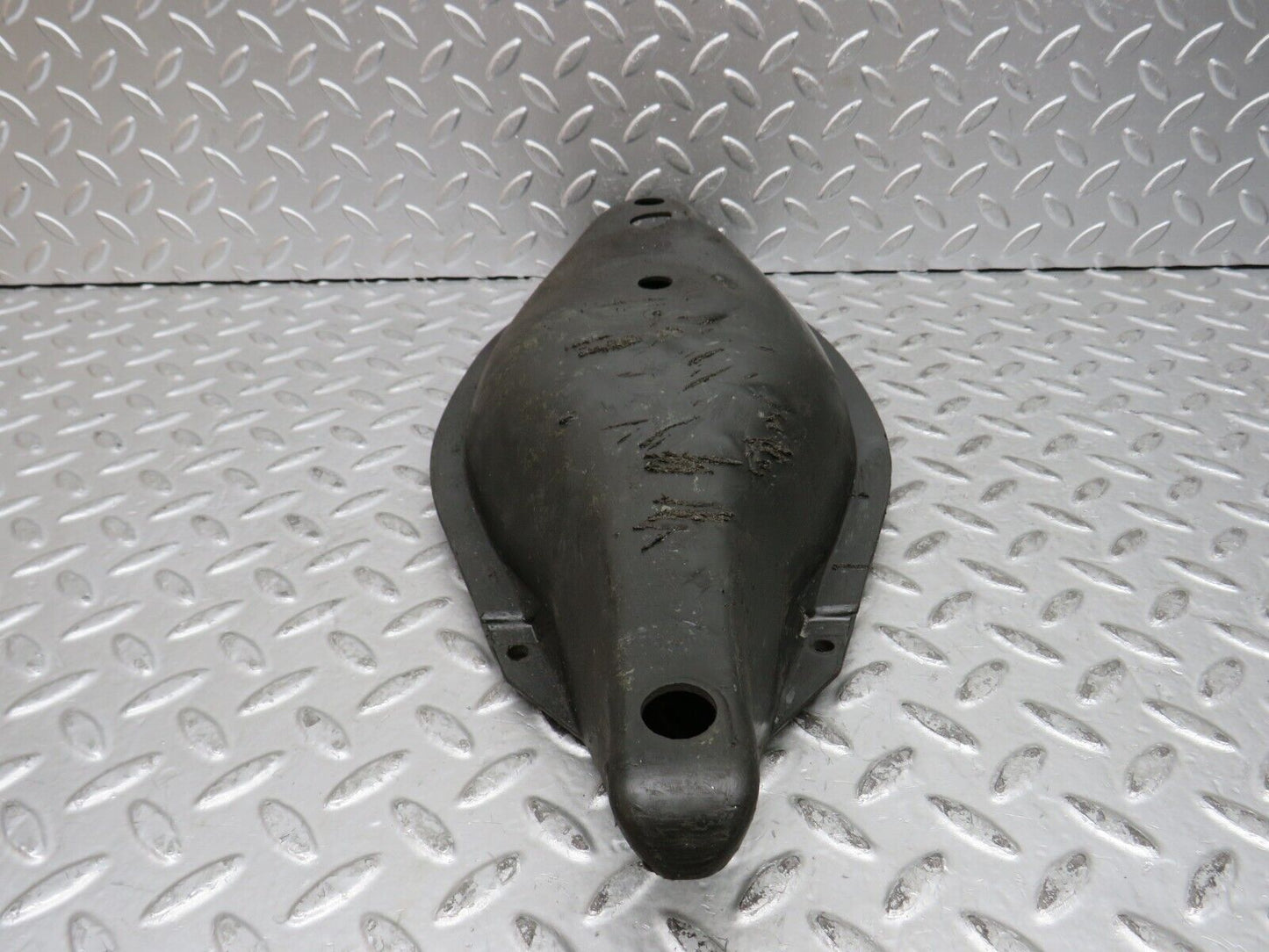 29031 Mercedes-Benz C124 320CE Coupe Rear Control Arm Cover 1293520188