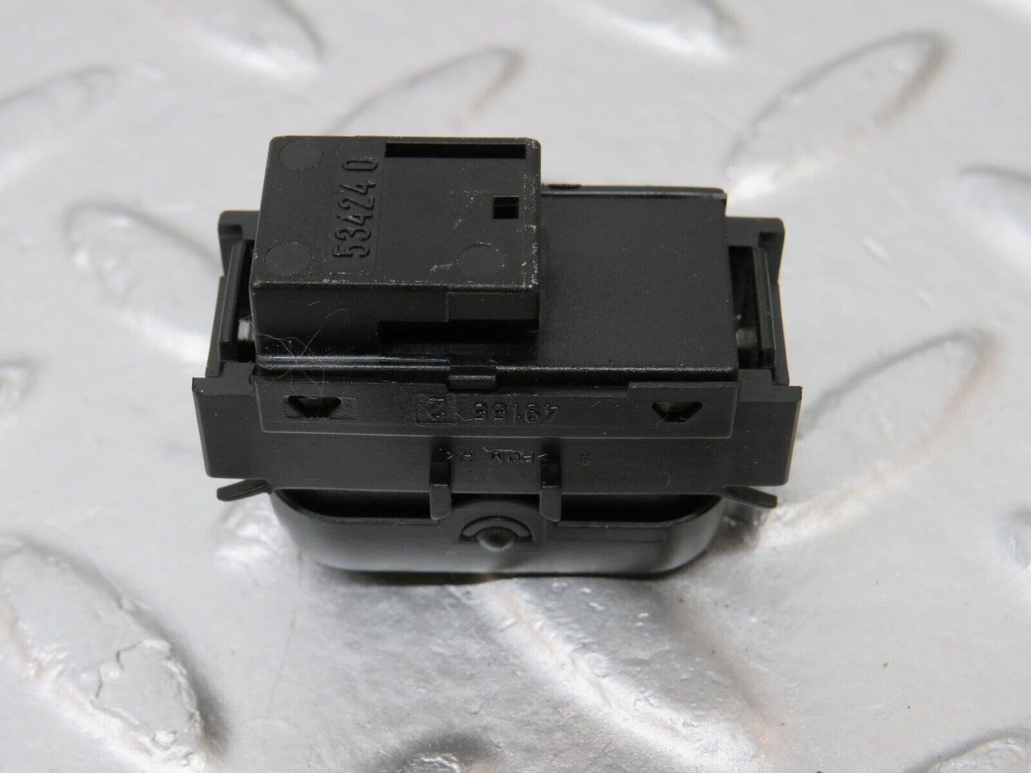34755 Mercedes-Benz W210 320E Electric Window Switch 2108208210