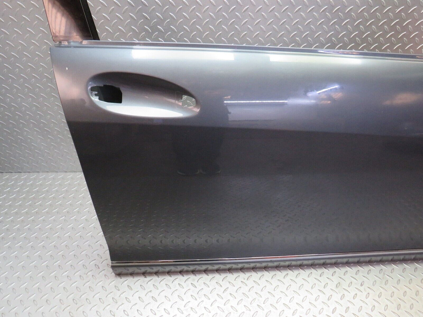 35088 Mercedes-Benz W221 Front Right Door