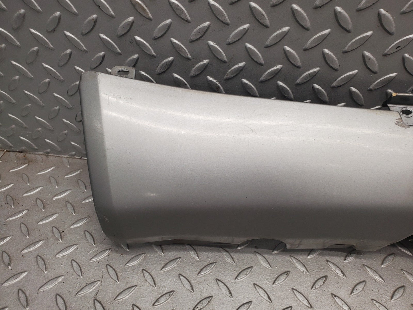 W124 Wagon side skirt left side used OEM