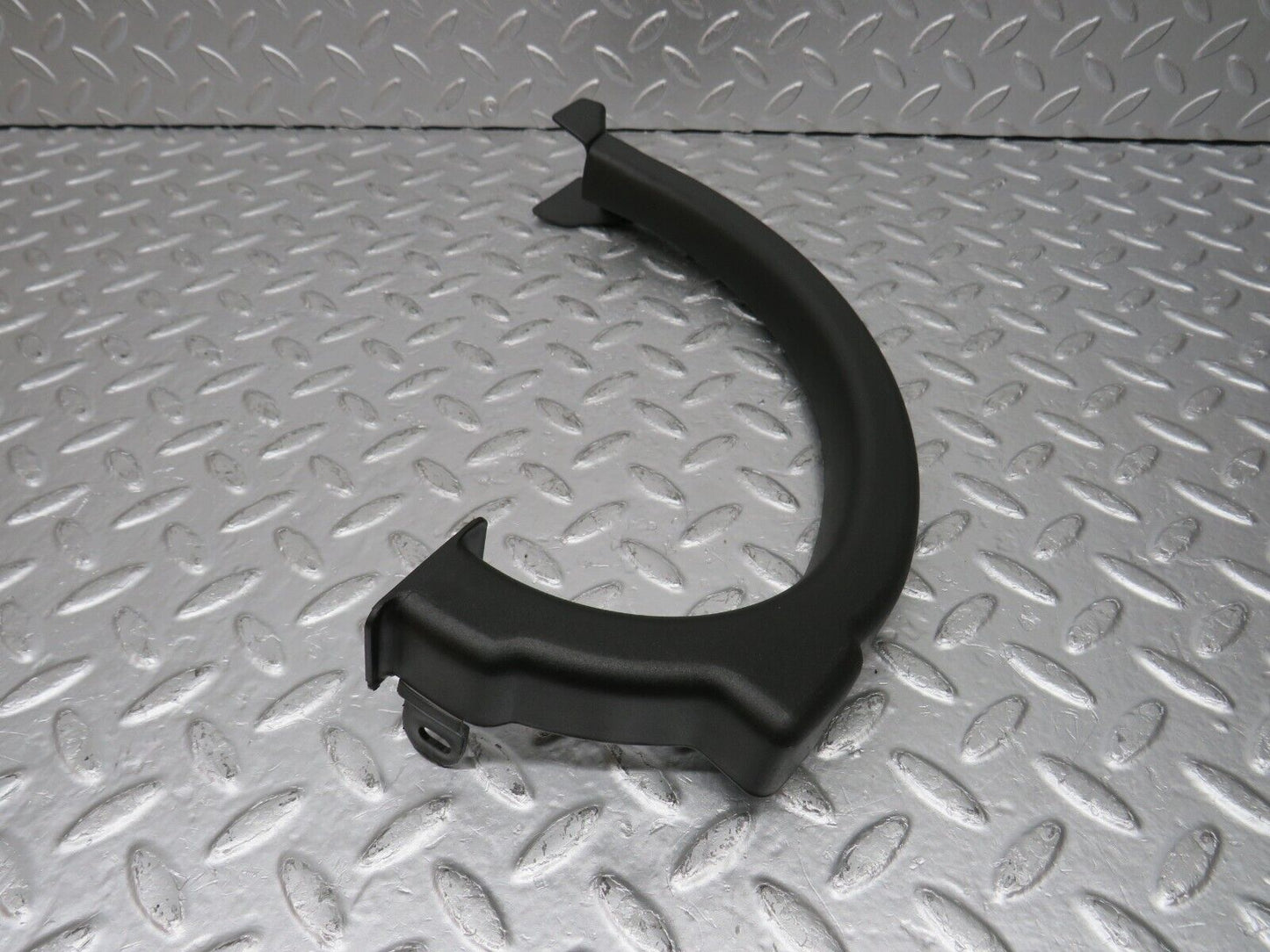 33294 Mercedes-Benz W202 C180 Trunk Lid Hinge Plastic Cover 2028213089