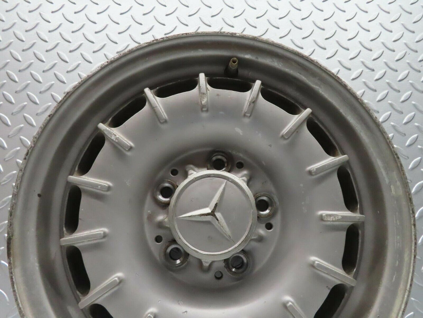 12139 Mercedes-Benz Alloy Wheel Mexican Hat 5.5Jx14H2 ET30 1234001702