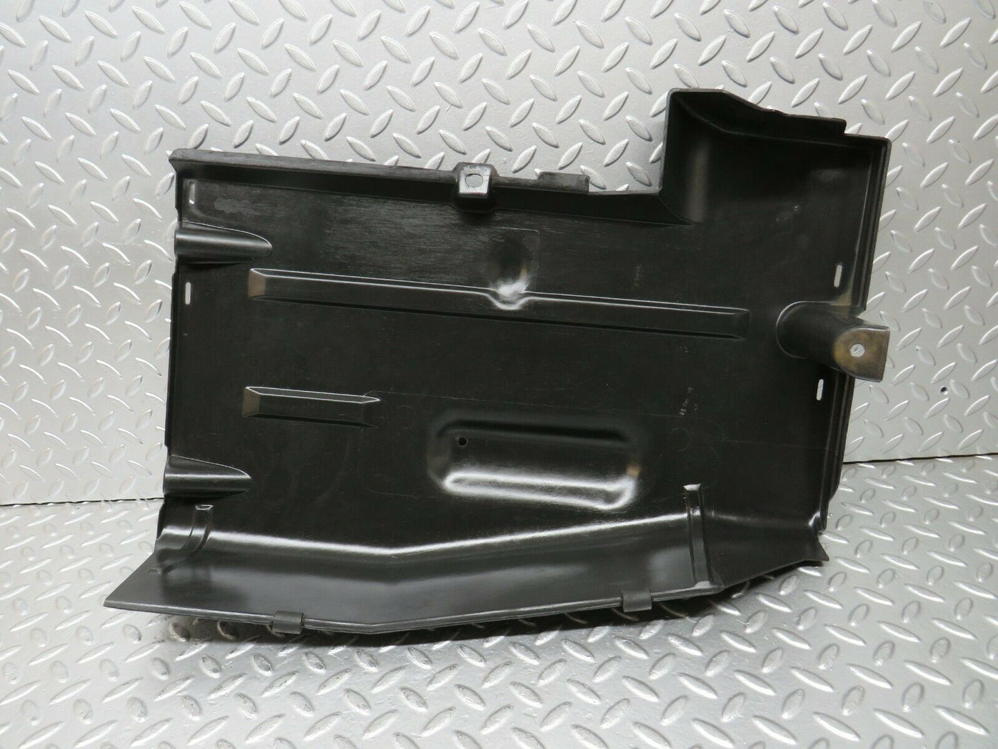 24350 Mercedes-Benz S124 220TE Wagon Fuel Pump Cover 1244780637