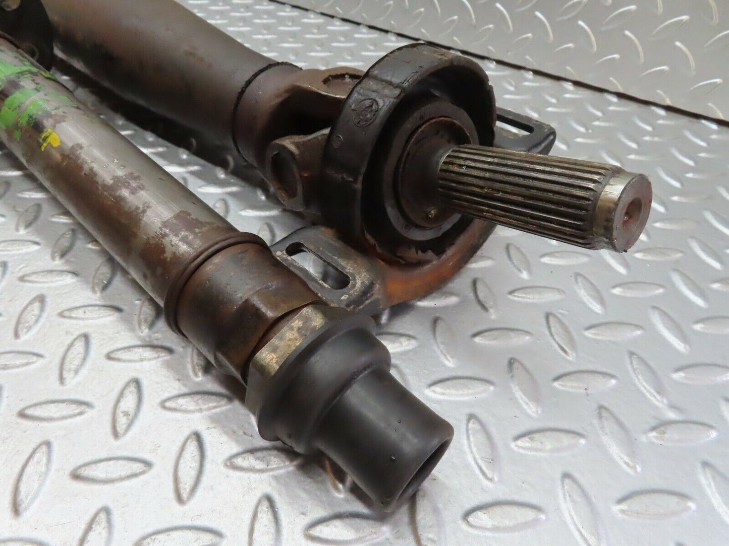 19217 Mercedes-Benz W123 300D Cardan Shaft Prop Shaft