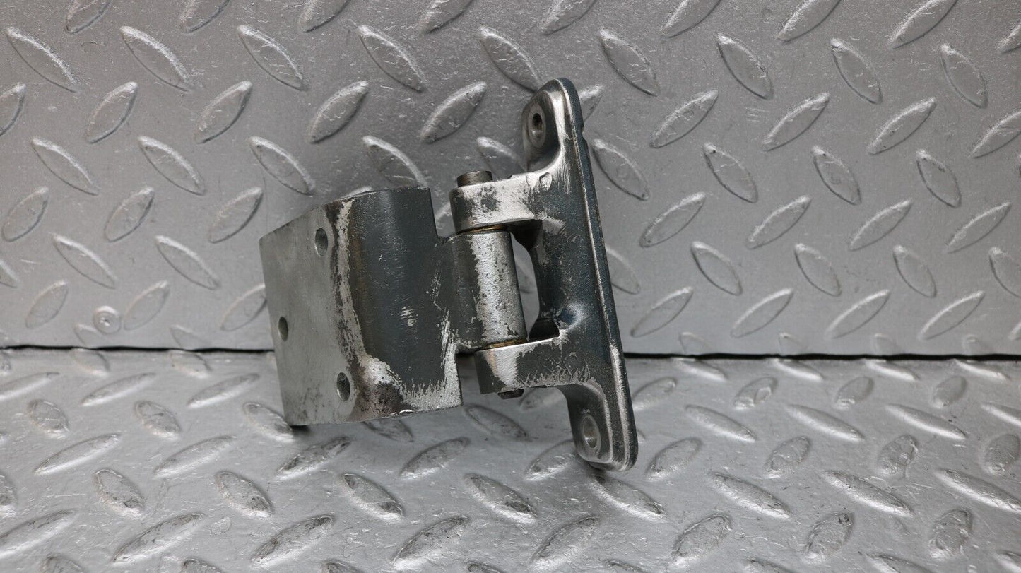 37270 Mercedes-Benz W109 300SEL Door Hinge Right Side