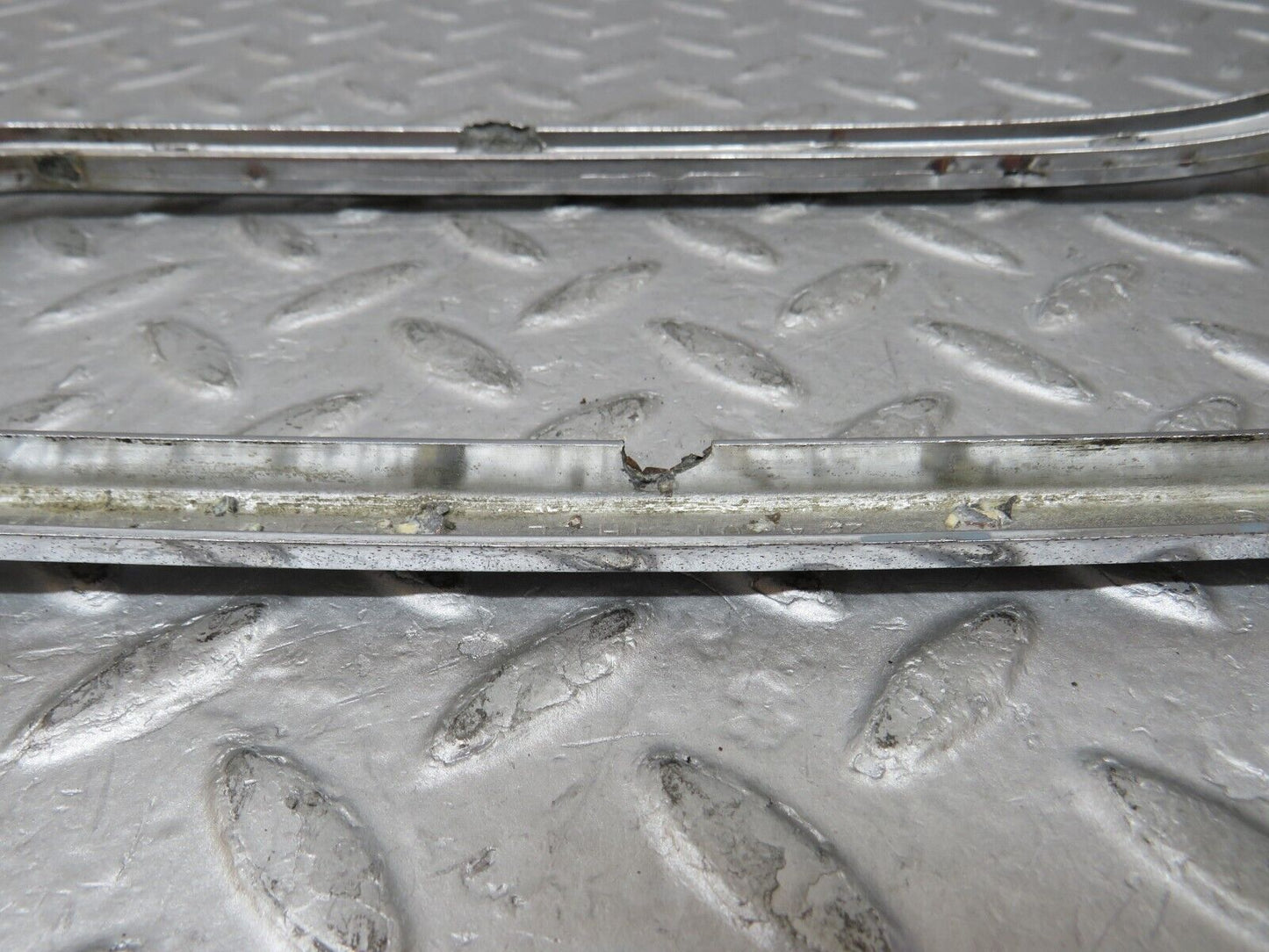 35751 Mercedes-Benz W108 Tail Light Chrome Frame Left 1088260159