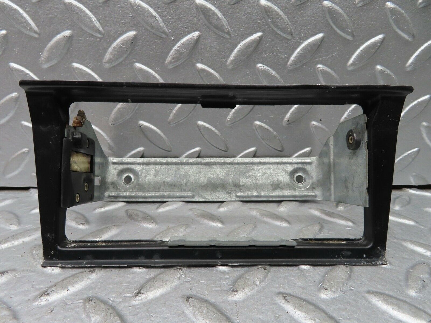 21185 Mercedes-Benz W123 230E Centre Console Ashtray Frame