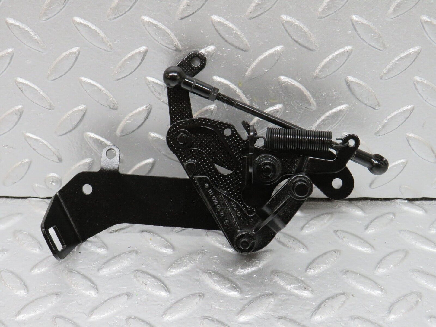 33545 Mercedes-Benz W202 C180 Throttle Linkage 1110700521