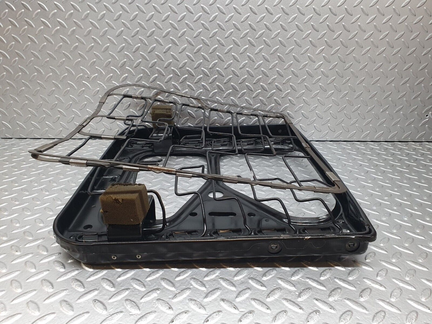 43946 Mercedes-Benz C123 230CE Coupe Front Right Seat Base