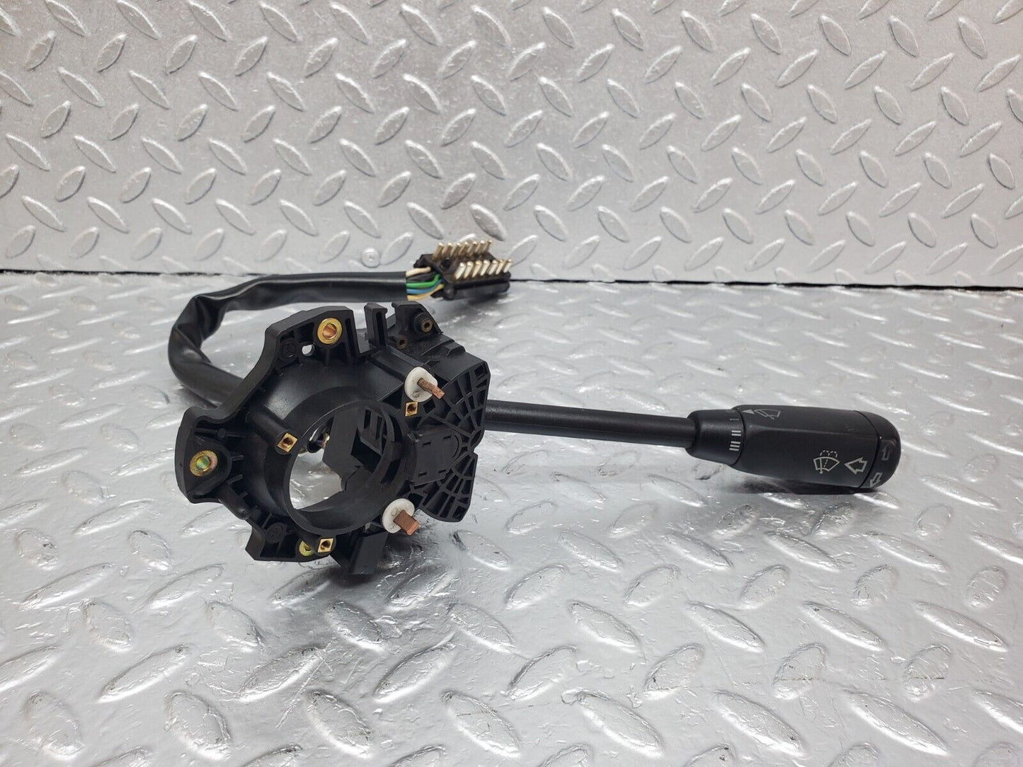 45777 Mercedes-Benz W126 420SE Indicator Wiper Stalk