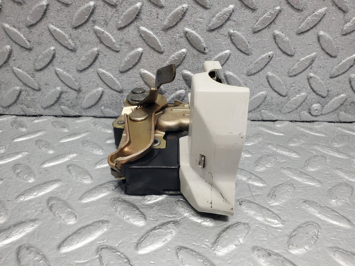 W201 Baby Benz rear left door lock mechanism used OEM